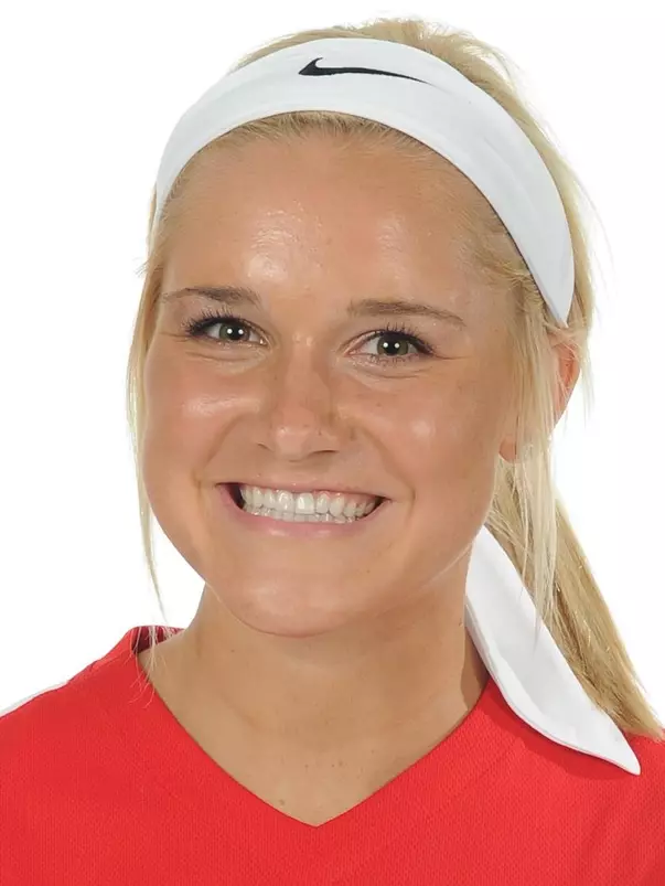 Chloe Sagmoe 2017 headshot