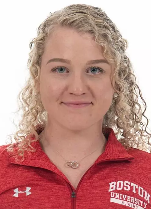 Headshot of Julia Vascotto