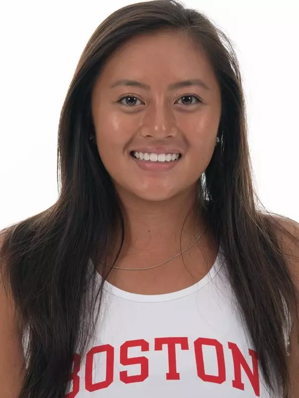 2019 Steph Nguyen headshot