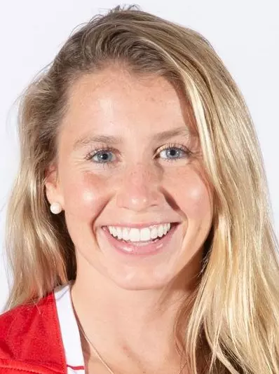 Maddie MacMaster headshot