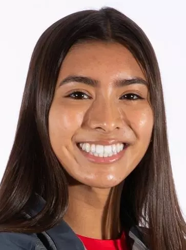 Natalia Banos headshot