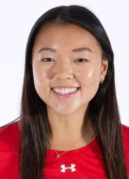 Emily Kim headshot