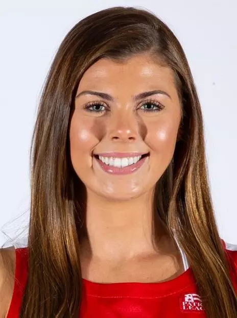 Katie Nelson headshot