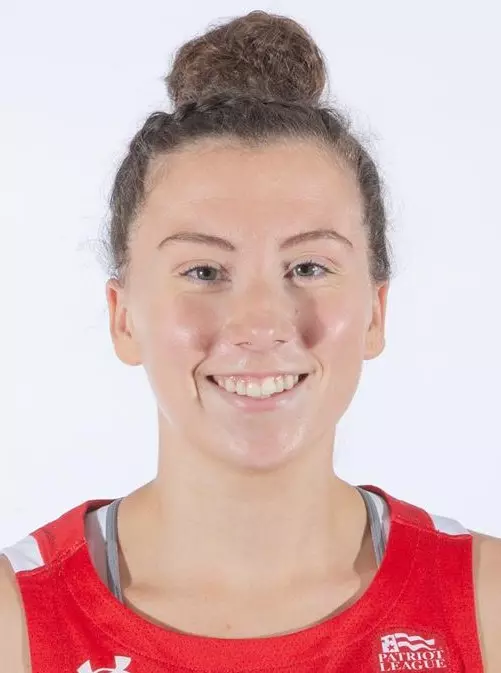 Maggie Pina headshot