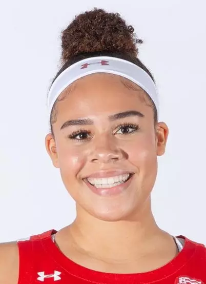 Chiara Tibbitt headshot