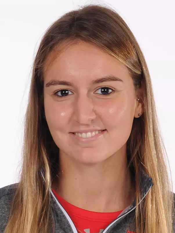 Sezin Eligul headshot