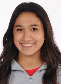 Sophia Souza headshot