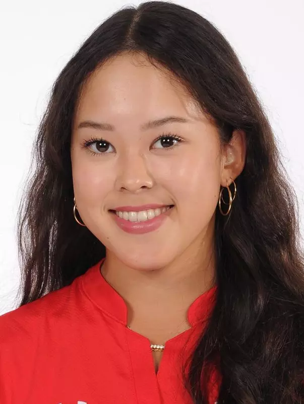 Victoria Takai - 2021 headshot