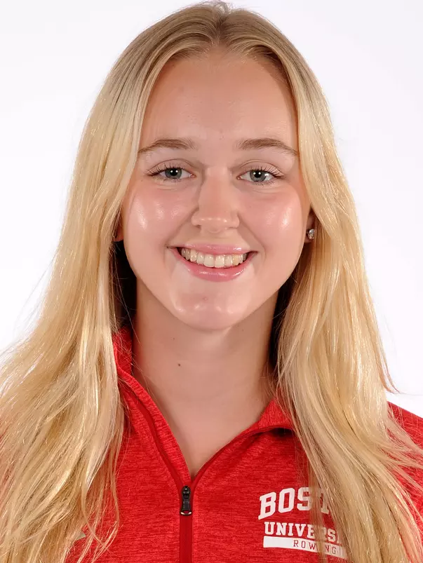 Hannah Look headshot