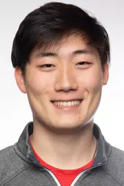 Justin Lee headshot