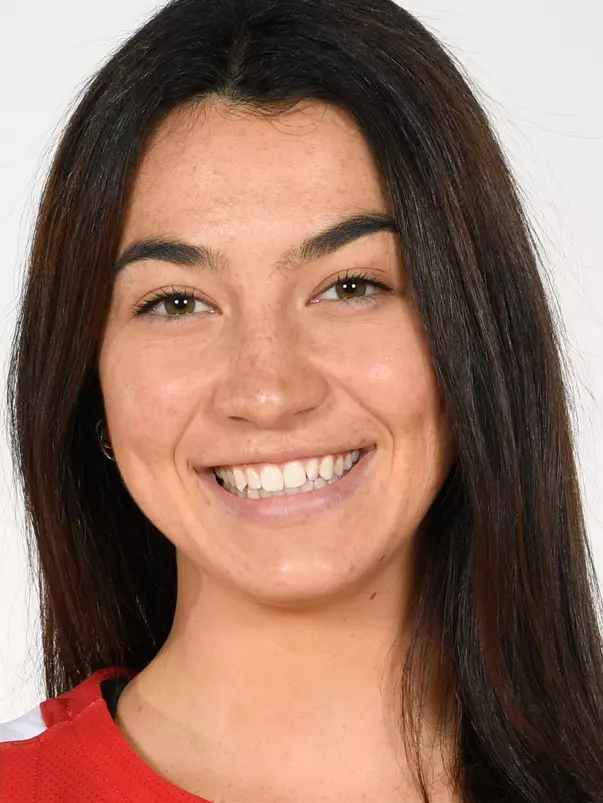 Head shot of Annabelle Larnard