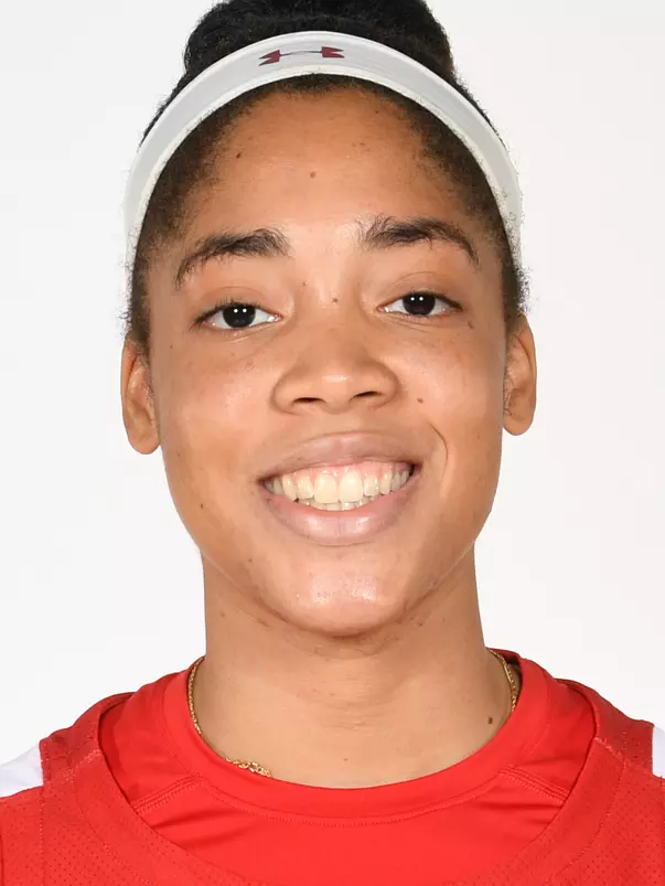 Head shot of Sydney Johnson