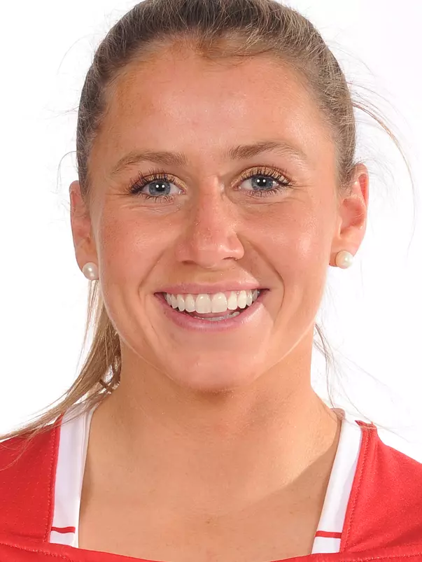 Head shot of Maddie MacMaster