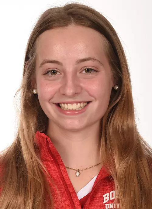 Maddie Hudson headshot