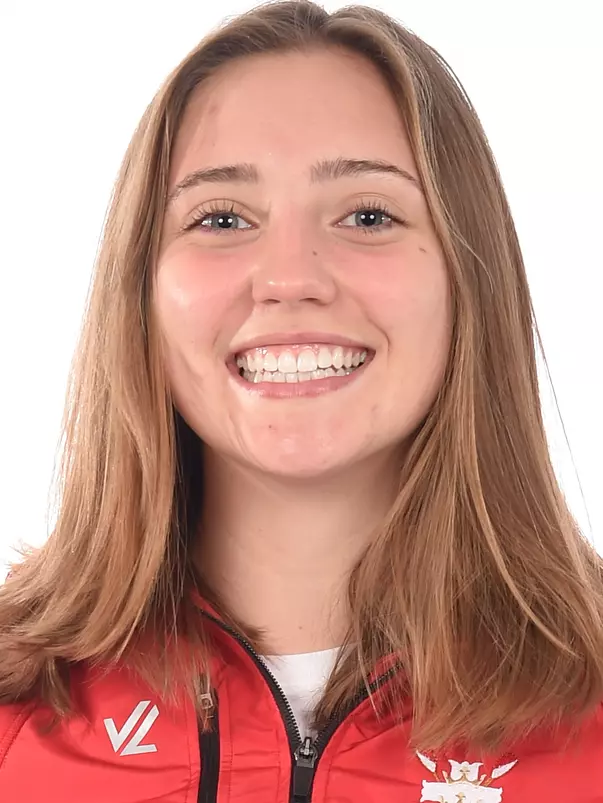 Grace Brown Headshot