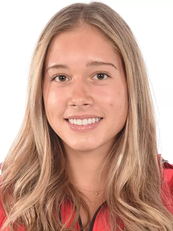 Madeleine Agudelo Headshot