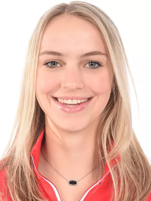 Emily Slawin Headshot