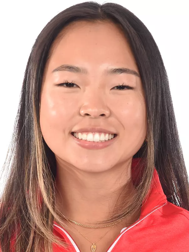 Hannah Noguchi Headshot