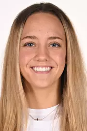 Lauren Davenport Headshot