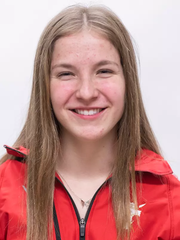 Ally Phillips Headshot