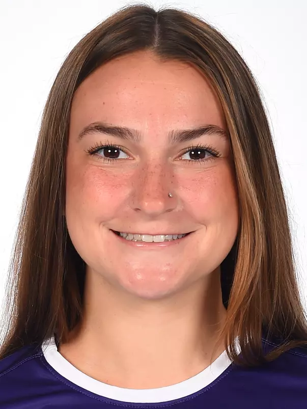 Gretchen Bennett Headshot for 2023