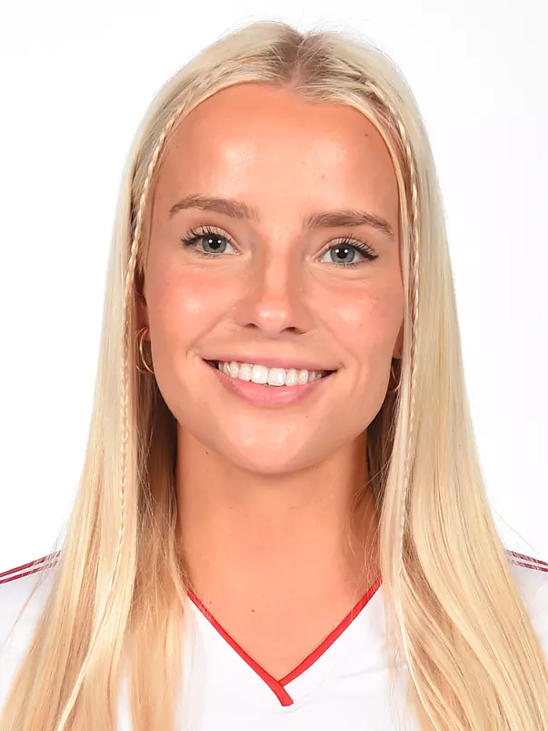 Hugrún Helgadóttir Headshot for 2023