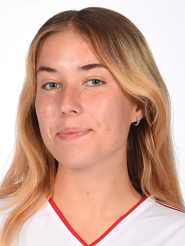 Natalie Godoy Headshot for 2023