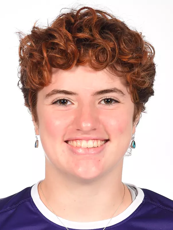 Susan Shobeiri Headshot for 2023