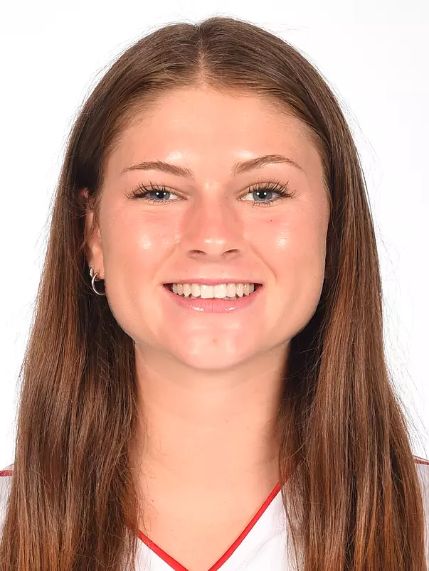 Talia Agrillo Headshot for 2023