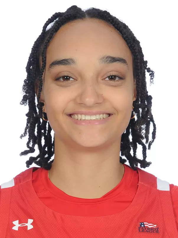 Emelia O'Gilvie Headshot