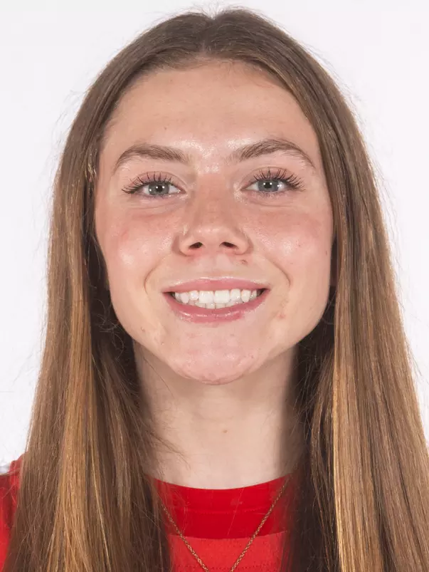 Bella McLaughlin Headshot