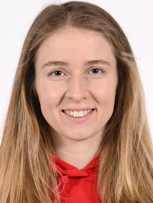 Luisa Reussner Headshot