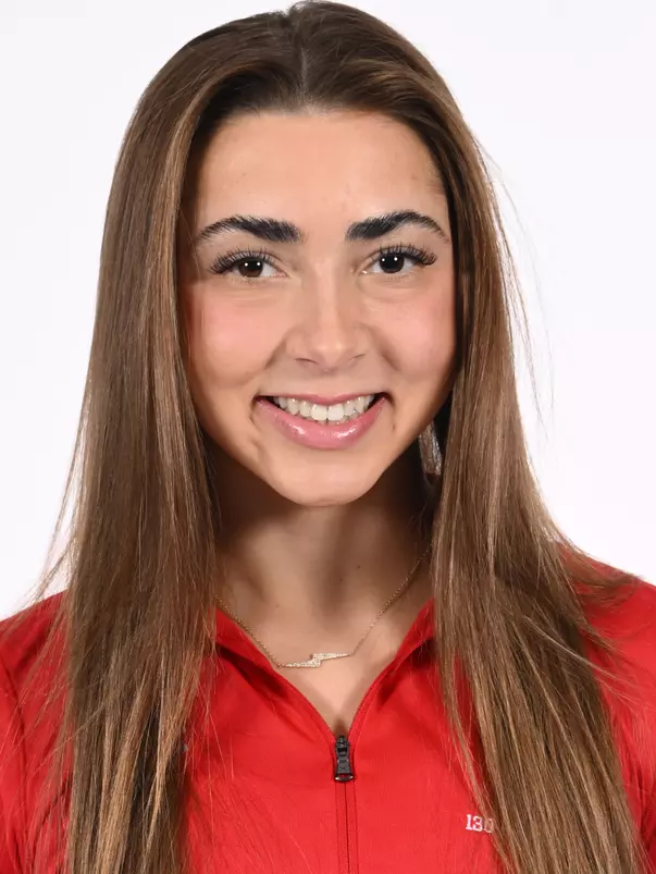 Maya Popper Headshot