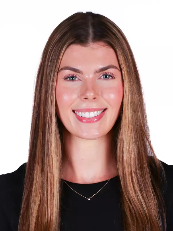 Katie Nelson Headshot