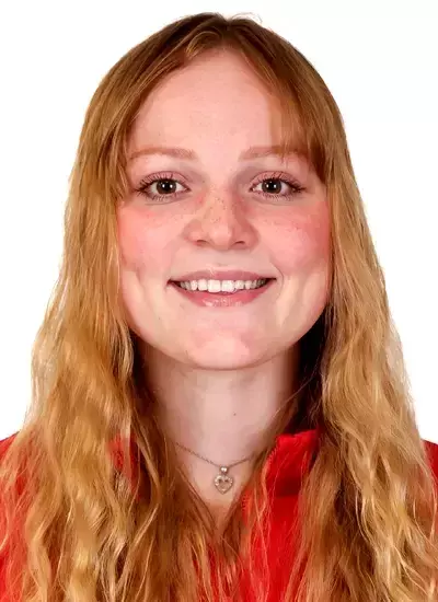 Cambria Jewett headshot - 25a