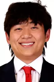 Jonathan Tsang headshot - 25