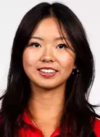 Wendy Li headshot
