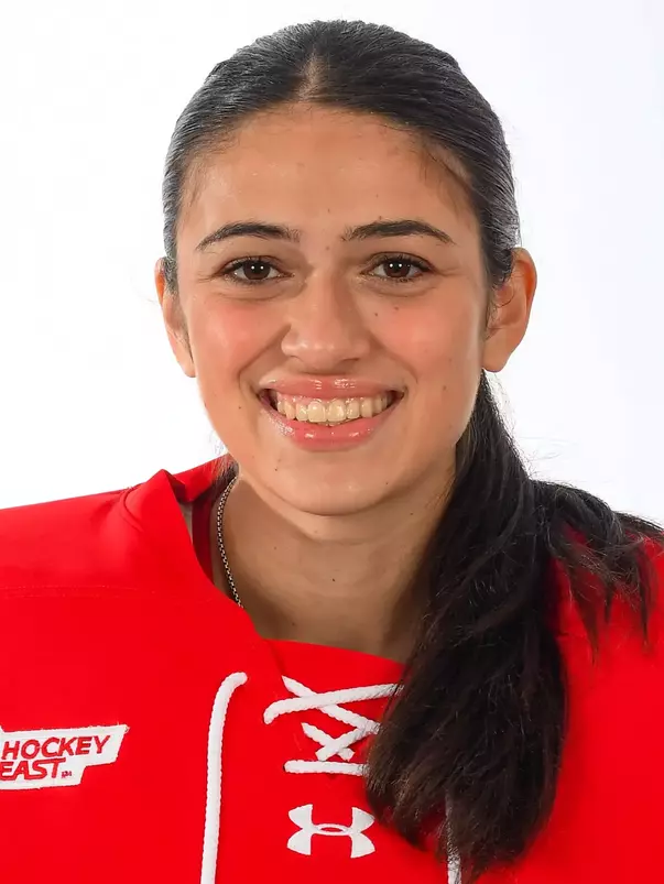 Mari Petersen headshot