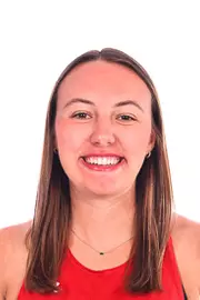 Madeleine Finton Headshot