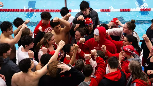 Swimming & Diving huddle vs. MIT