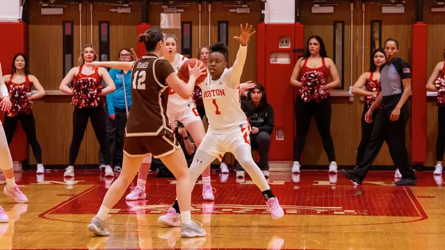 Photo of BU women's basketball sophomore Taylor Williams playing defense against Lehigh.