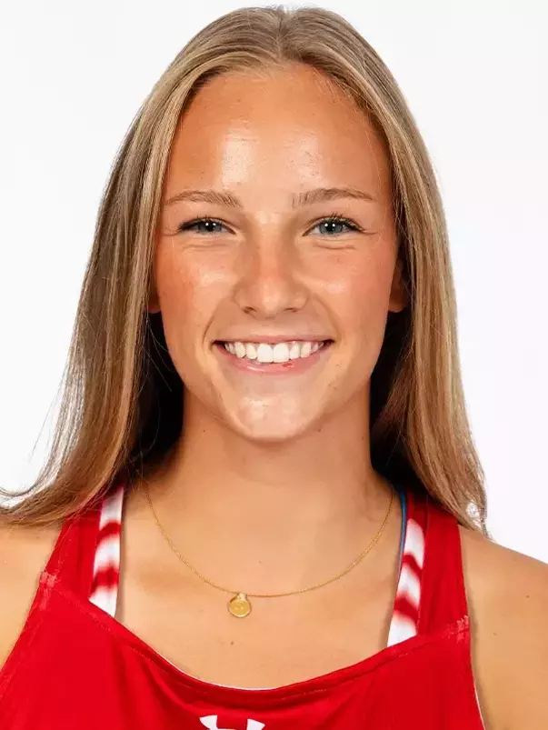 Jenna Park headshot