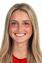 Olivia Avellar Headshot