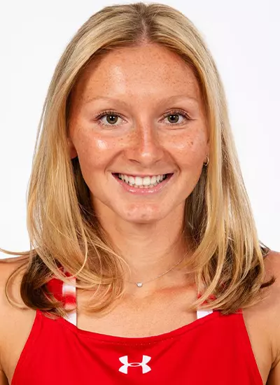 Olivia Hammer headshot