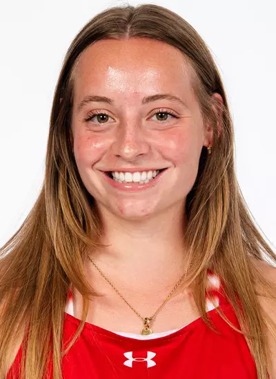 Maddie Hudson headshot