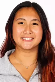 Abby Han headshot