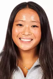 Emily Moh headshot