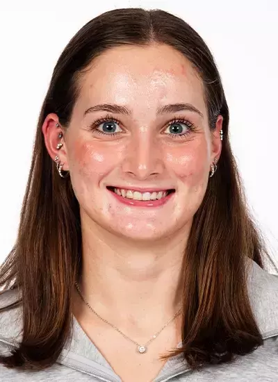 Aliza Monaldo headshot