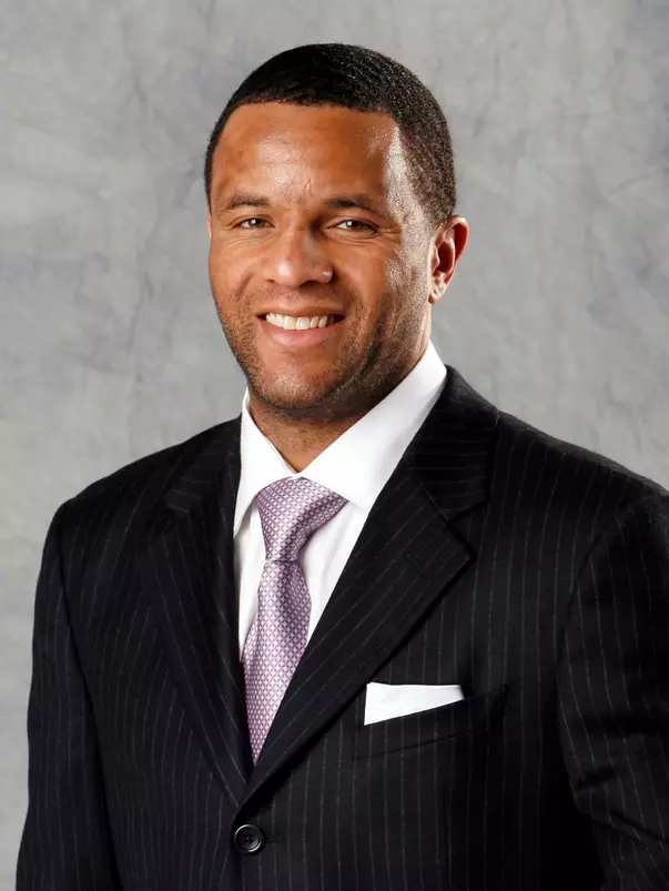 Damon Stoudamire, Men's Basketball