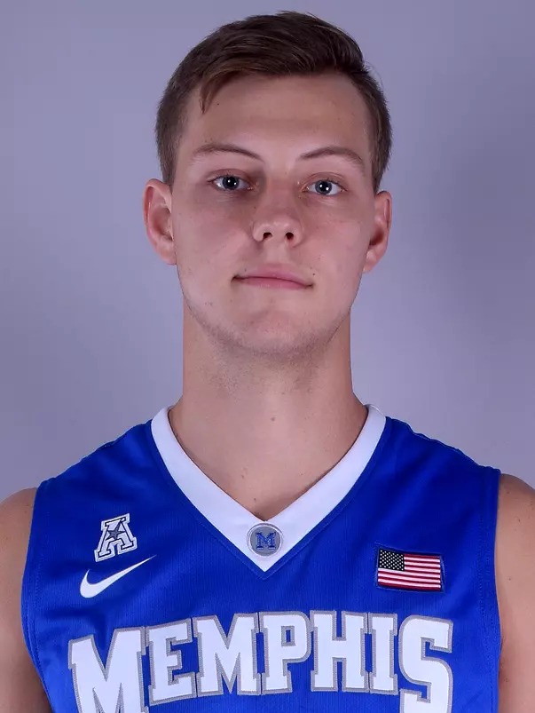 Alex Moffatt Headshot